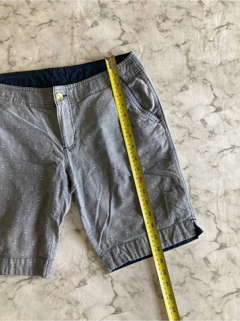 Columbia Sportswear Company lightweight shorts